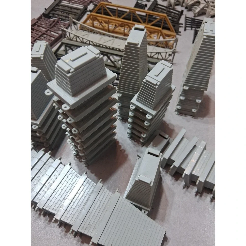 HO Scale Train Bridge Piers Risers Track Supports Too Many Pieces To Count